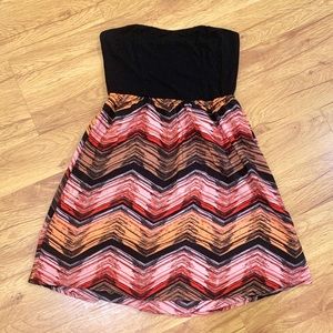 Roxy strapless chevron print dress